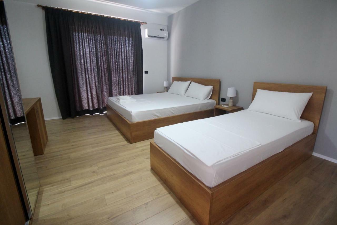 Hill'S Residence Sarandë 外观 照片